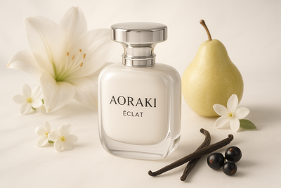 generate product image parfume :
Aoraki Éclat
Tone: Elegant Pearl White & Silver

Description: Komposisi bunga lily, melati, dan vanila lembut, berpadu dengan sentuhan fruity dari pear dan blackcurrant. Feminim, elegan, dan memikat.

Philosophy: Diciptakan untuk mereka yang percaya bahwa keindahan sejati berasal dari kelembutan hati yang memantulkan cahaya ke sekitarnya.